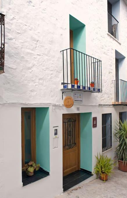 Casa Rural Ana Maria Ain Ahín エクステリア 写真