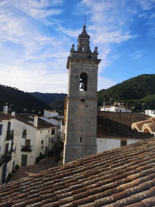 Casa Rural Ana Maria Ain Ahín エクステリア 写真